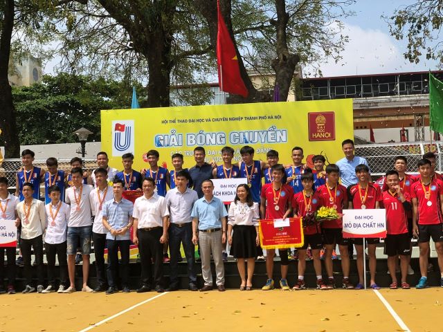 Giải bóng chuyền sinh viên các trường đại học, học viện và cao đẳng khu vực Hà Nội chính thức khai mạc